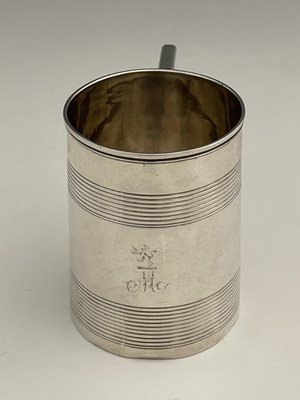 Lot 17 - A George III silver mug, of cylindrical form,...