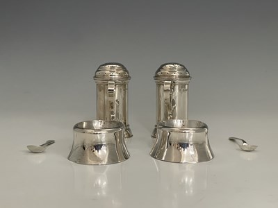 Lot 41 - Hunt & Roskell Ltd 
A cased silver condiment...