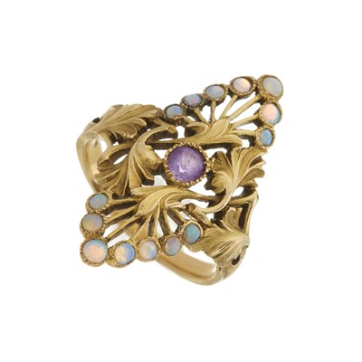 Lot 94 - Antoine Bricteux (attributed), an Art Nouveau 18ct gold amethyst and opal dress ring