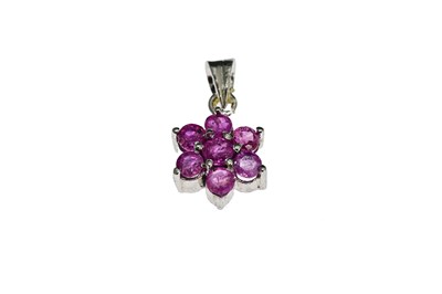 Lot 8 - A pink sapphire floral clustre pendant, 1.1cm...
