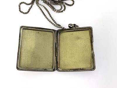 Lot 9 - A George V silver pendant locket photo frame,...
