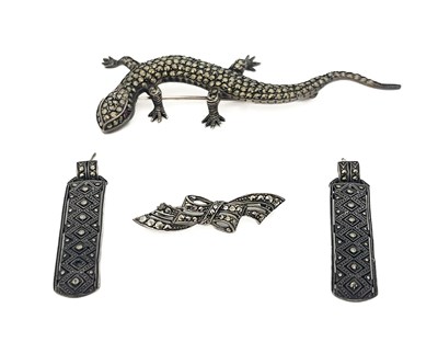 Lot 56 - Art Deco silver and marcasite jewellery...