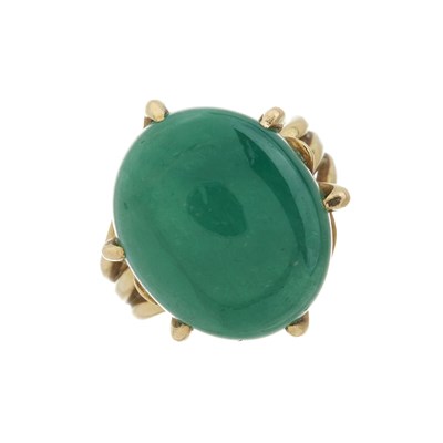 Lot 179 - An 18ct gold green gem single-stone dress ring