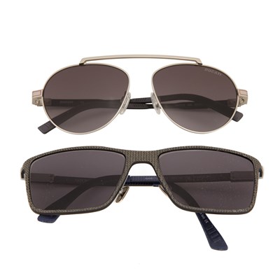 Lot 422 - Two pairs of sunglasses