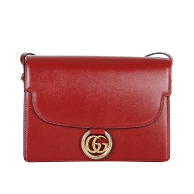 Lot 372 - Gucci, a red leather satchel