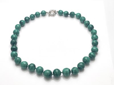 Lot 3 - A malachite bead necklace