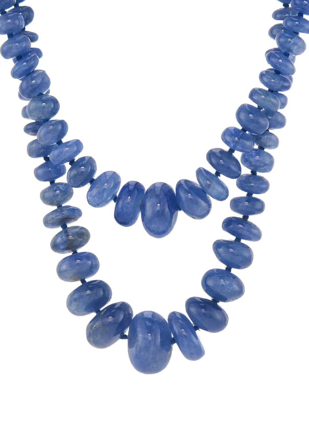 Lot 104 - An Art Deco sapphire bead necklace, with diamond clasp