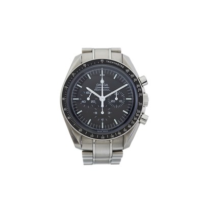 Lot 260 - Omega, a stainless steel Speedmaster bracelet watch