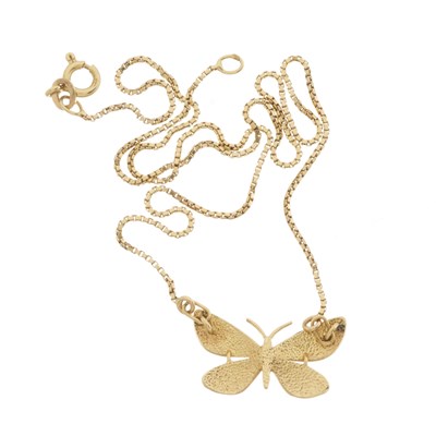 Lot 36 - An 18ct gold enamel butterfly necklace