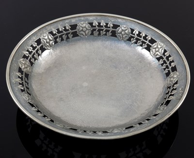 Lot 107 - An Arts and Crafts silver reticulated dish,...