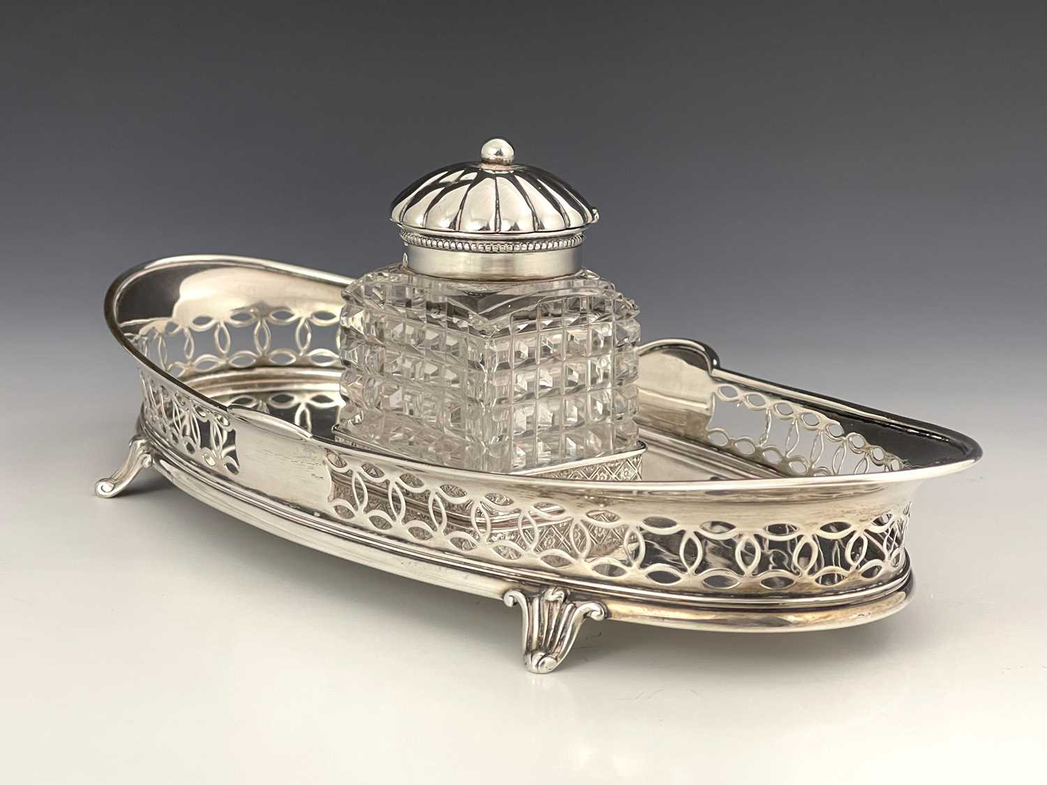 Lot 24 - An American sterling silver ink stand, Gorham,...