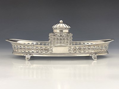 Lot 24 - An American sterling silver ink stand, Gorham,...