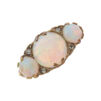 Lot 9 - A late Victorian gold opal and diamond ring