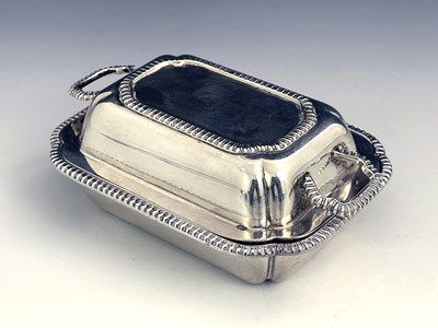 Lot 73 - A George V novelty silver box and cover,...