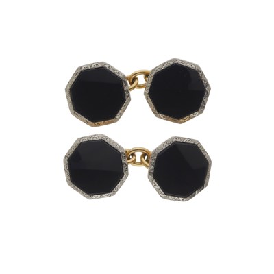 Lot 76 - A pair of Art Deco 18ct gold and platinum onyx cufflinks