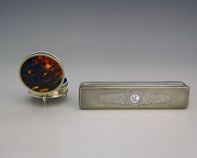 Lot 343 - A George V silver and tortoiseshell ring box,...