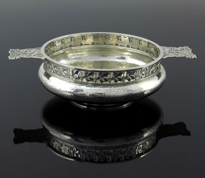 Lot 122 - An Arts and Crafts silver porringer, G L...