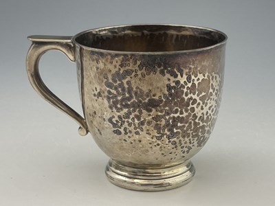 Lot 123 - An Arts and Crafts silver mug, Collingwood and...