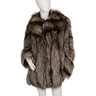 Lot 434 - A silver fox fur jacket