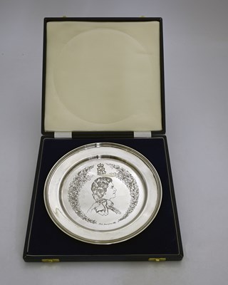 Lot 49 - An Elizabeth II silver commemorative plate,...