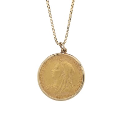 Lot 147 - A gold full sovereign coin pendant, with box link chain