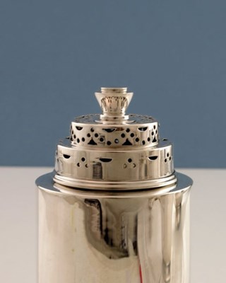 Lot 227 - An Art Deco silver caster, Edward Barnard,...