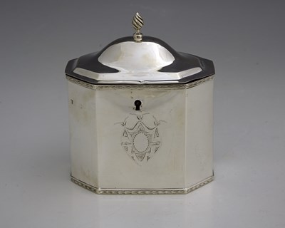 Lot 393 - An Edwardian silver tea caddy, of octagonal...