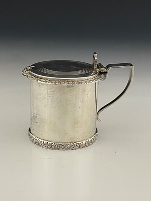 Lot 286 - An Elizabeth II silver mustard pot, of drum...