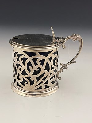 Lot 287 - A Victorian silver mustard pot, of drum form,...