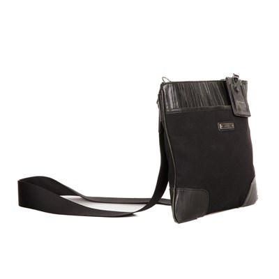 Lot 372 - Paul Smith, a black crossbody messenger bag
