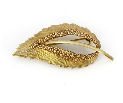 Lot 38 - A Modernist 9 carat gold brooch, in the form...