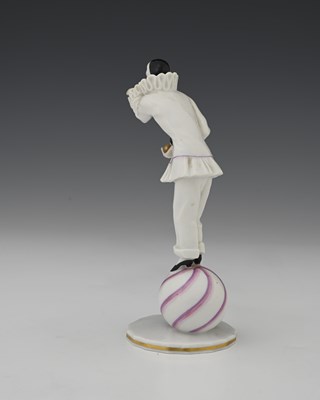 Lot 458 - Ida Schwetz Lehmann for Augarten, an Art Deco...