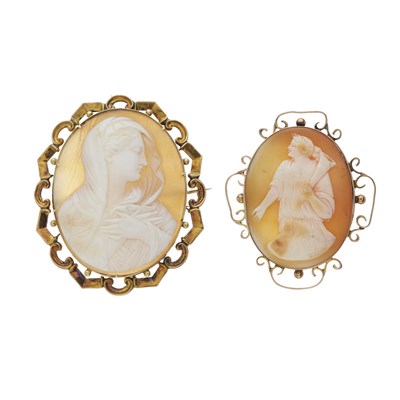 Lot 75 - Two gold shell cameo brooches