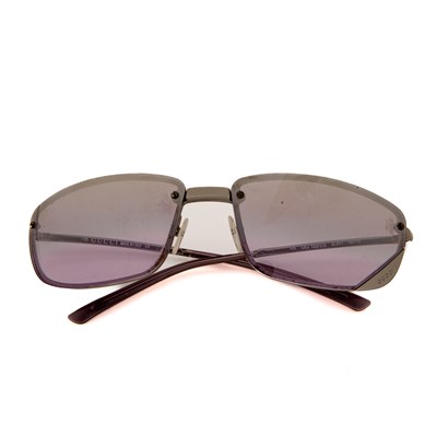 Lot 311 - Gucci, a pair of rimless sunglasses