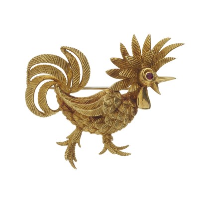 Lot 129 - A 1960s 18ct gold cockerel brooch