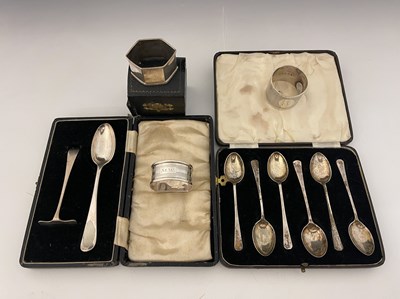 Lot 327 - A set of six George VI cased silver teaspoons,...