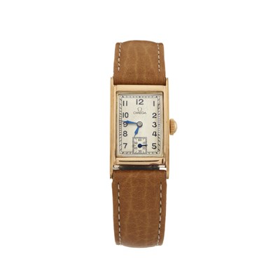 Lot 196 - Omega, an Art Deco gold Tank wrist watch