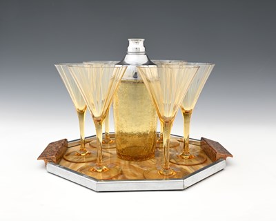 Lot 424 - Art Deco glass cocktail wares including a set...