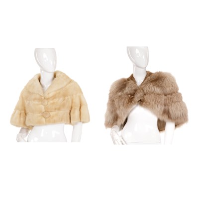 Lot 457 - A fur cape and bolero