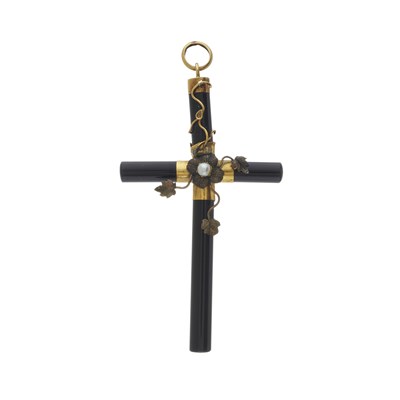 Lot 7 - A Victorian gold onyx and pearl cross pendant