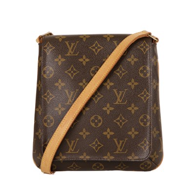 Lot 345 - Louis Vuitton, a Musette Salsa handbag