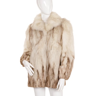 Lot 452 - A blue fox fur coat