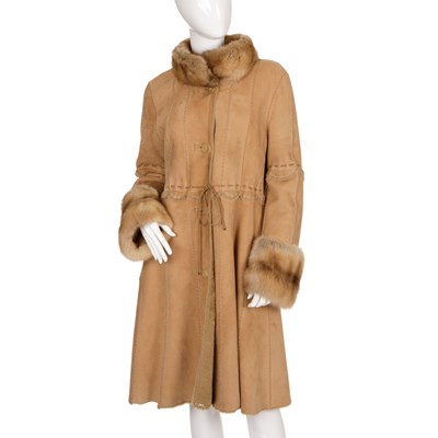 Lot 434 - A lightweight shearling coat with sable fur trim