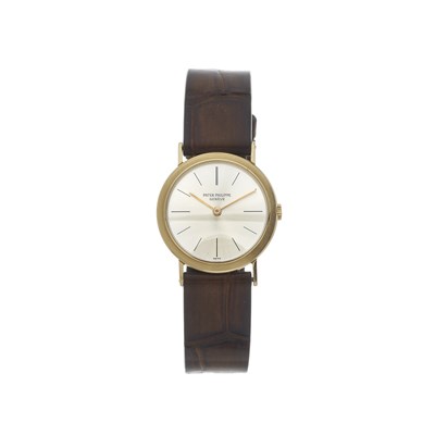 Lot 201 - Patek Philippe, an 18ct gold Calatrava wrist watch