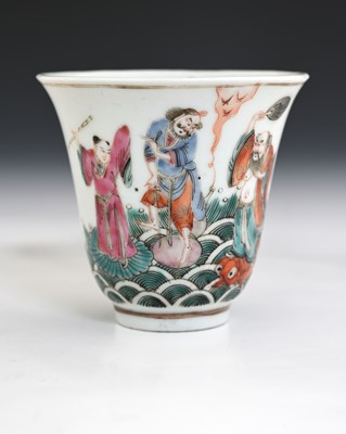 Lot 390 - A Chinese famille verte beaker, Xuande Ming...