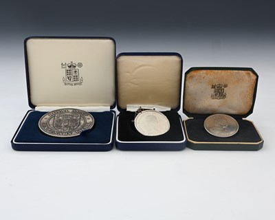 Lot 118 - A cased Royal Mint Spanish Armada 400th...