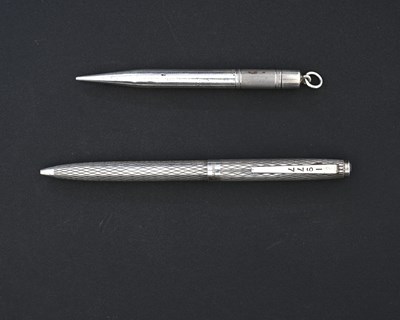 Lot 140 - An Elizabeth II silver ballpoint pen, Taylor...