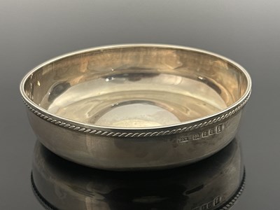 Lot 163 - H G Murphy, an Arts and Crafts silver bowl,...