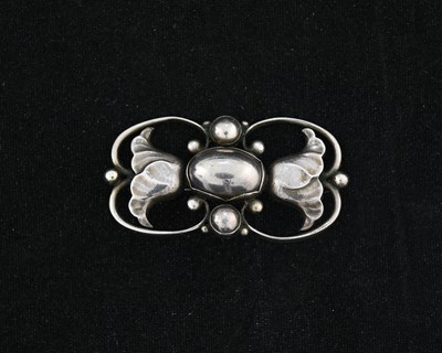 Lot 41 - Georg Jensen, a Sknovirke silver brooch, model...