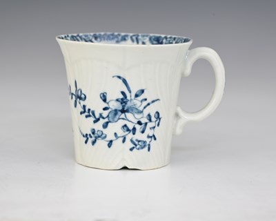 Lot 739 - An early Worcester blue and white coffee cup,...